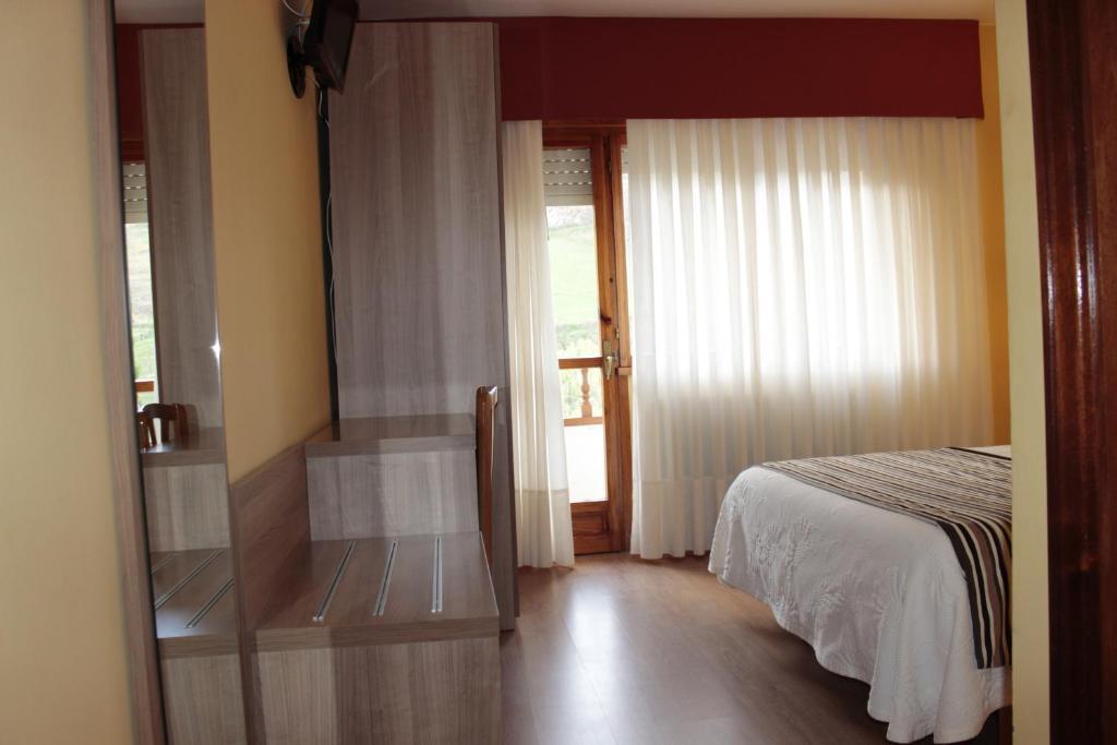 Hotel Penagrande Cangas De Narcea Room photo